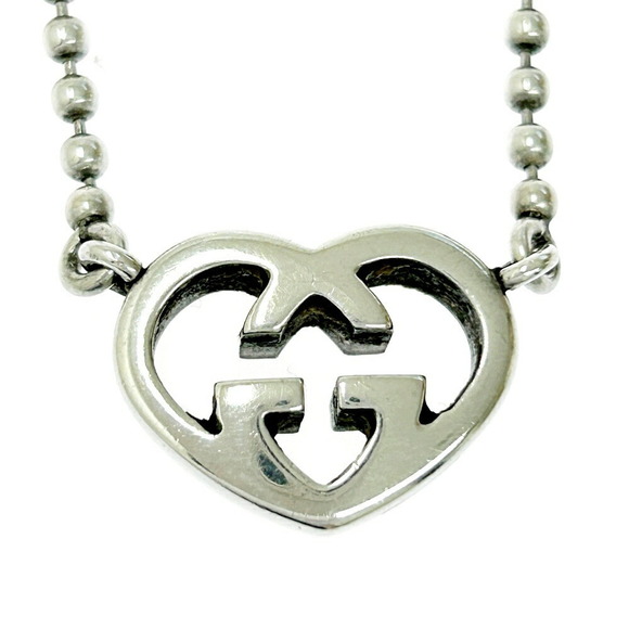 Gucci Silver Interlocking GG Heart Necklace - Picture 6 of 8
